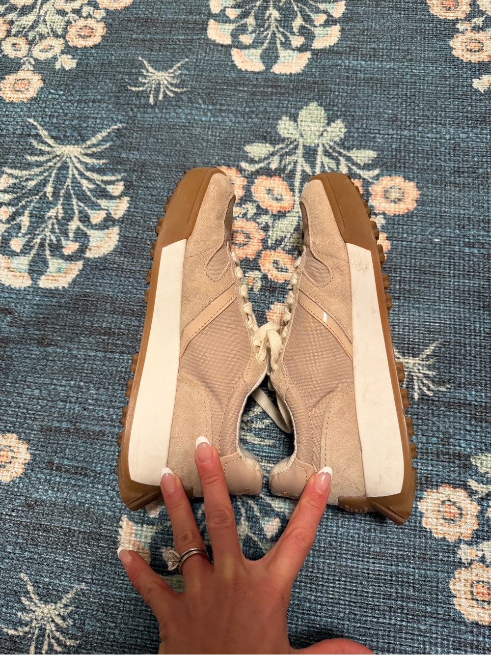 Sam Edelman Layla sneaker in luxe beige sz 7.5 women’s - Picture 6 of 8